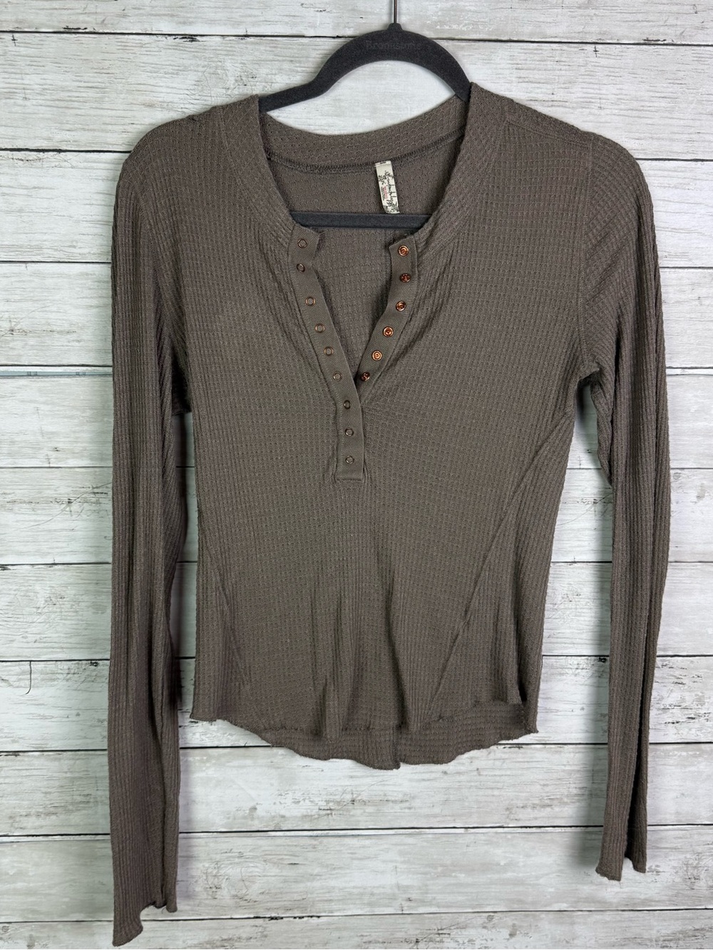 Free People Long Sleeve Waffle Henley Top - Taupe Size Medium